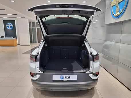 전기차 폭스바겐 아이디4 Volkswagen ID.4 트렁크 컴파트먼트 부트 트렁크룸 수납공간