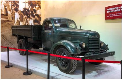 이치자동차가 초기 제작한 CA-10형 4톤 트럭
