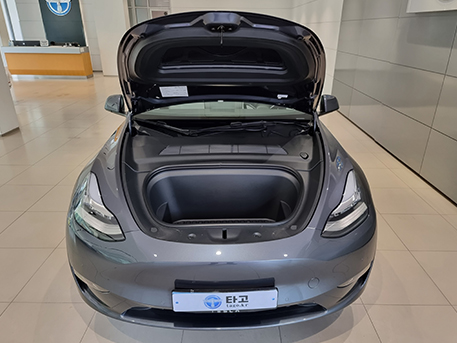 전기차 테슬라 모델Y Tesla ModelY 수납공간 앞트렁크
